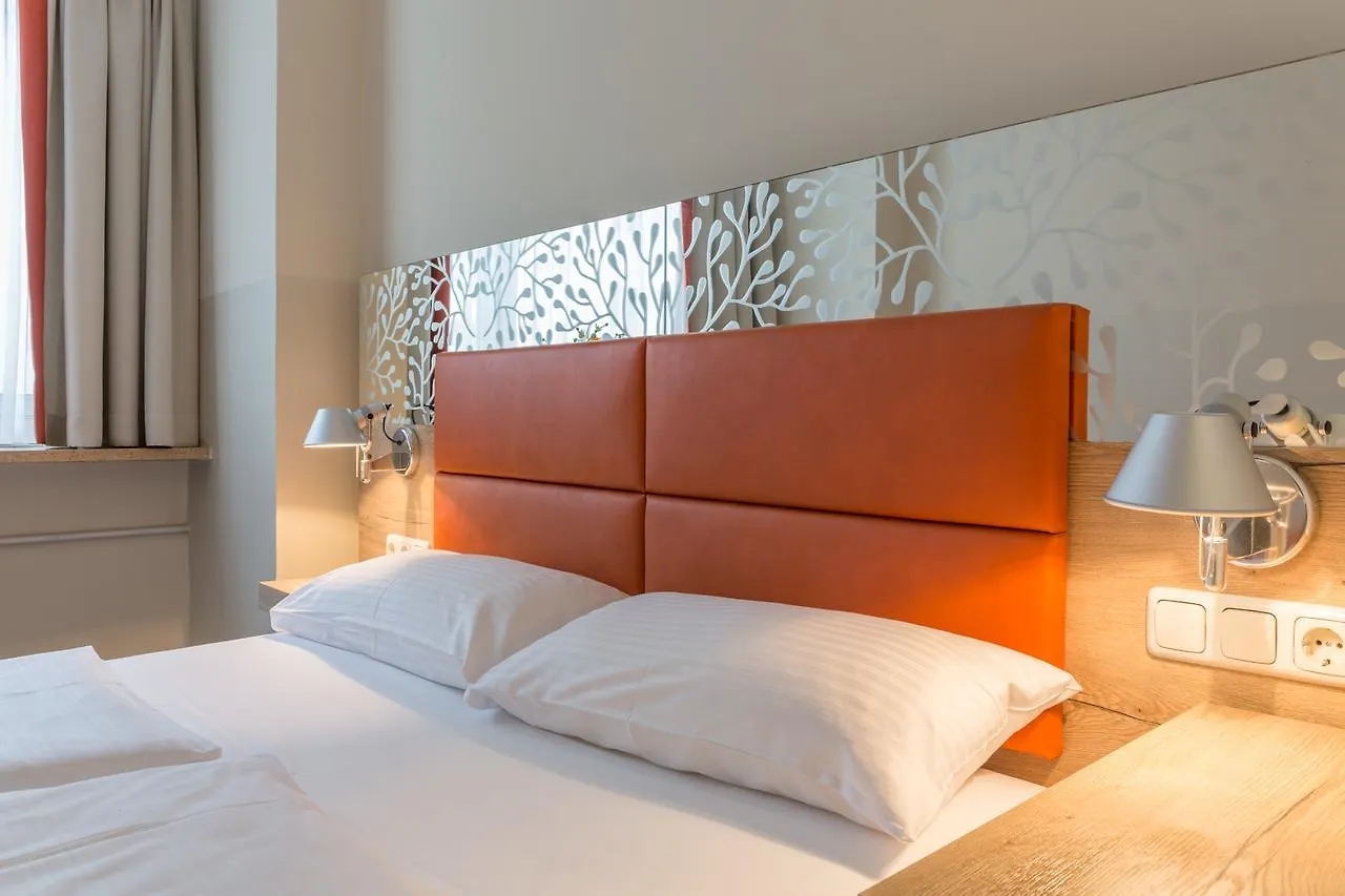 Hotel Haberstock contacts